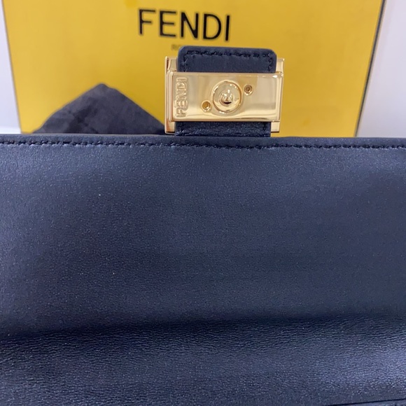 Genuine FENDI wallet - Picture 4 of 5